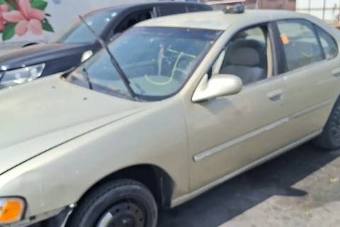 Photo of 1998 Nissan Altima