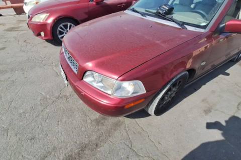 Photo of 2004 Volvo V40