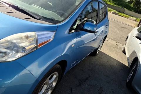 Photo of 2011 Nissan Leaf