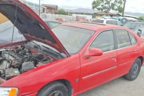 Photo of 1999 Nissan Altima