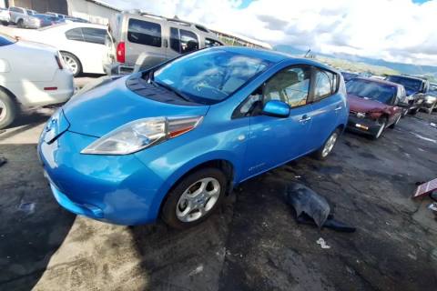 Photo of 2011 Nissan Leaf