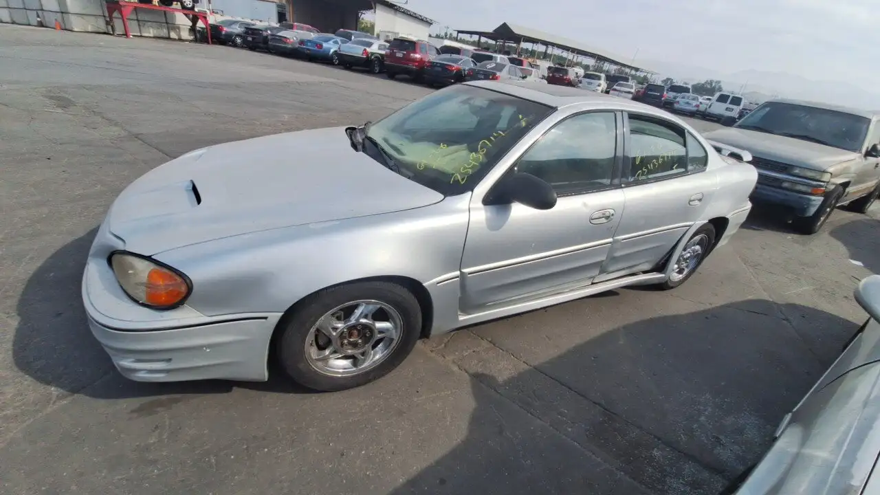 Photo of 2002 Pontiac Grand Am