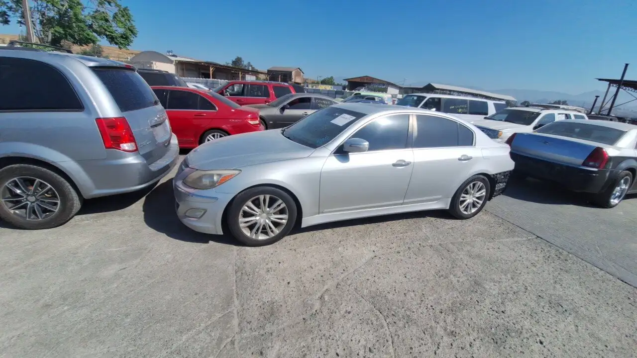 Photo of 2012 Hyundai Genesis