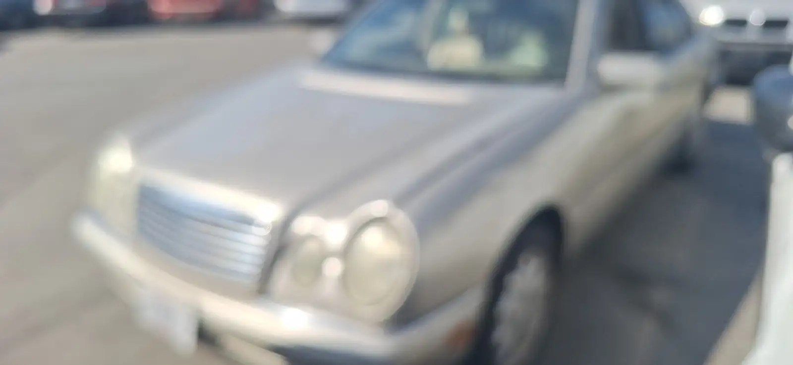 Photo of 1998 Mercedes-Benz E320