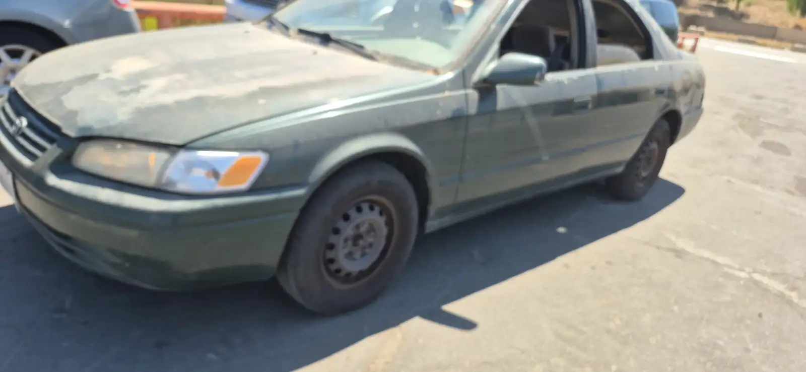 Photo of 1999 Toyota Camry