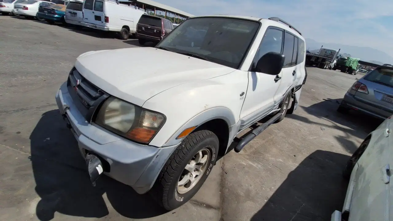 Photo of 2001 Mitsubishi Montero