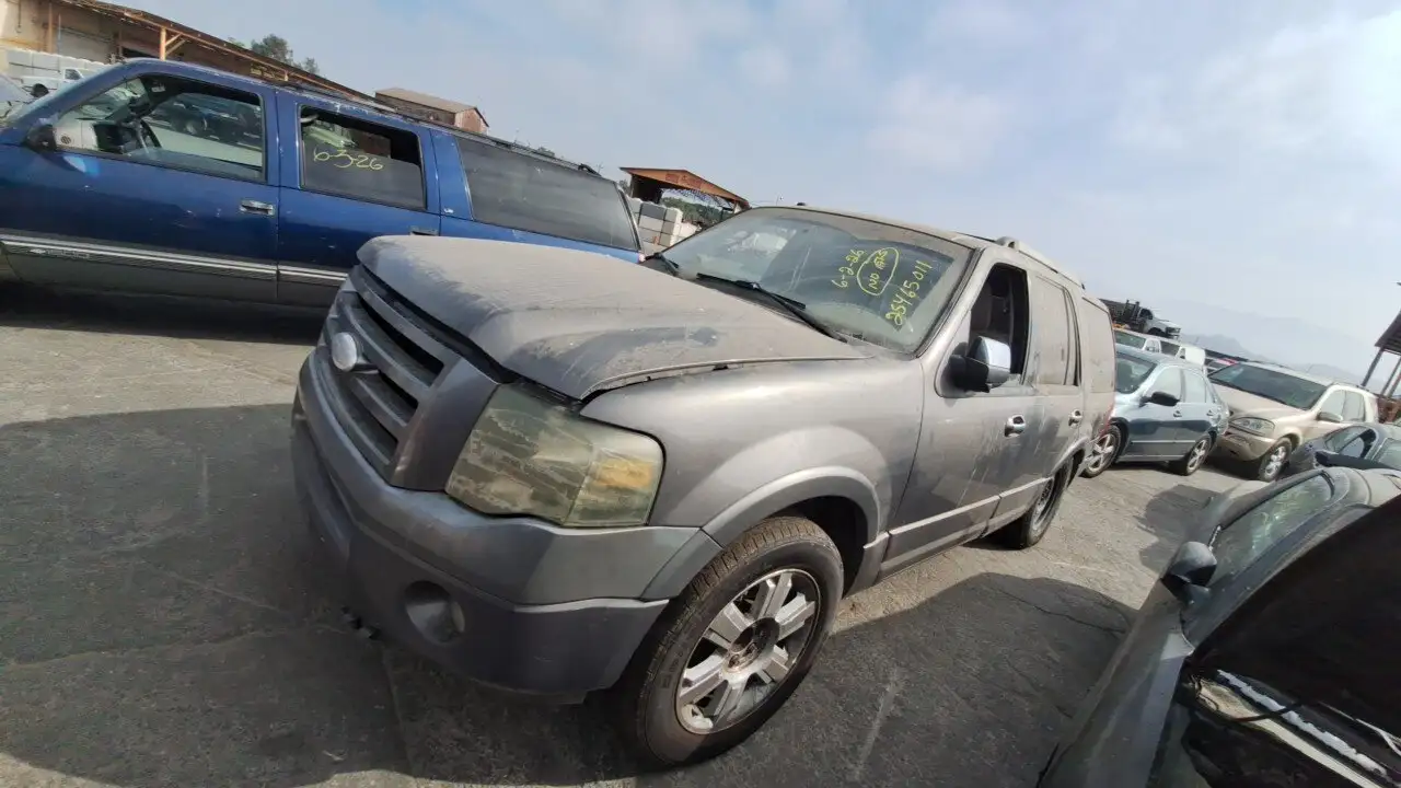 Photo of 2010 Ford Expedition