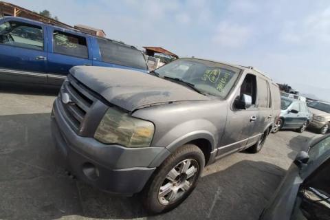 Photo of 2010 Ford Expedition