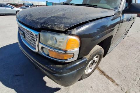 Photo of 2003 Gmc Yukon Xl 1500