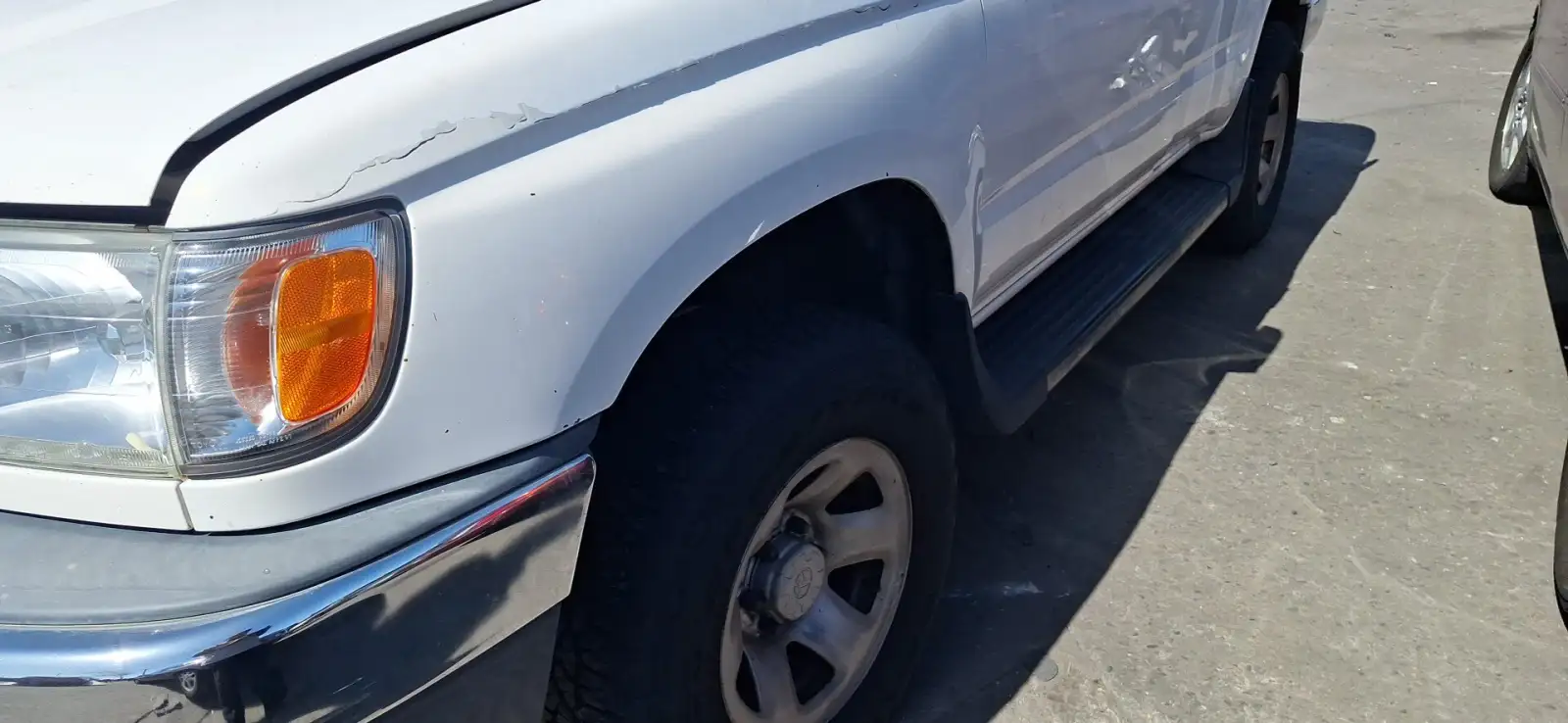 Photo of 1999 Toyota 4Runner