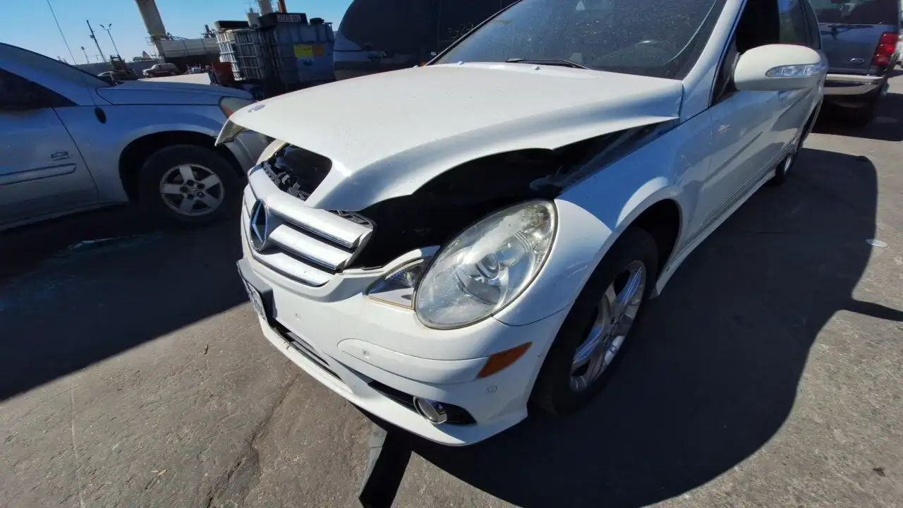 Photo of 2008 Mercedes-Benz R350
