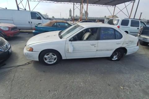 Photo of 2000 Nissan Altima
