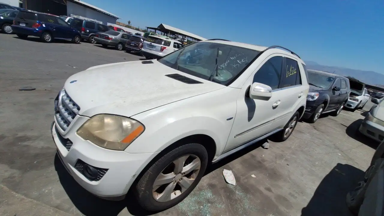 Photo of 2010 Mercedes-Benz Ml350