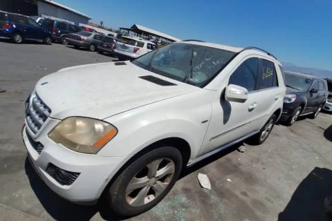 Photo of 2010 Mercedes-Benz Ml350