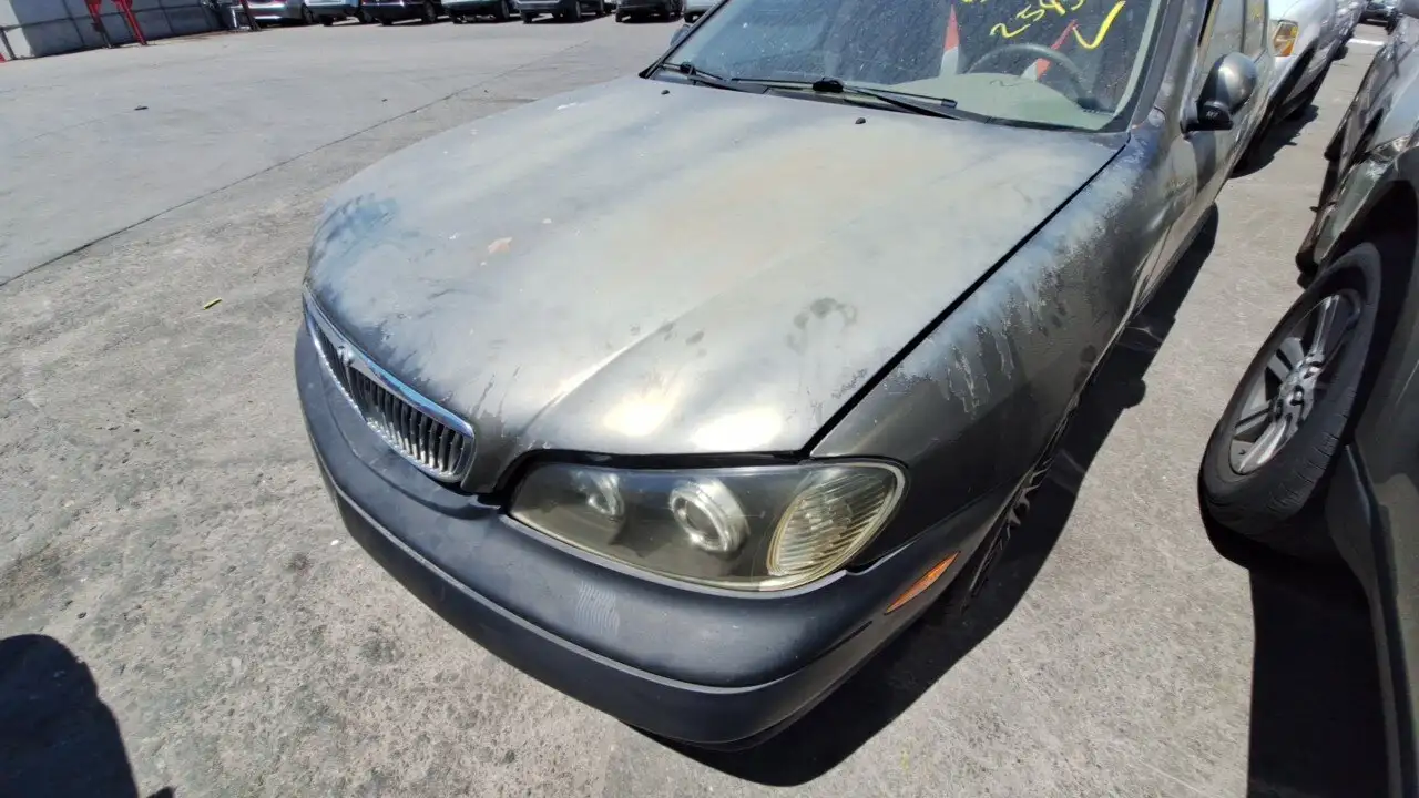 Photo of 2001 Infiniti I30