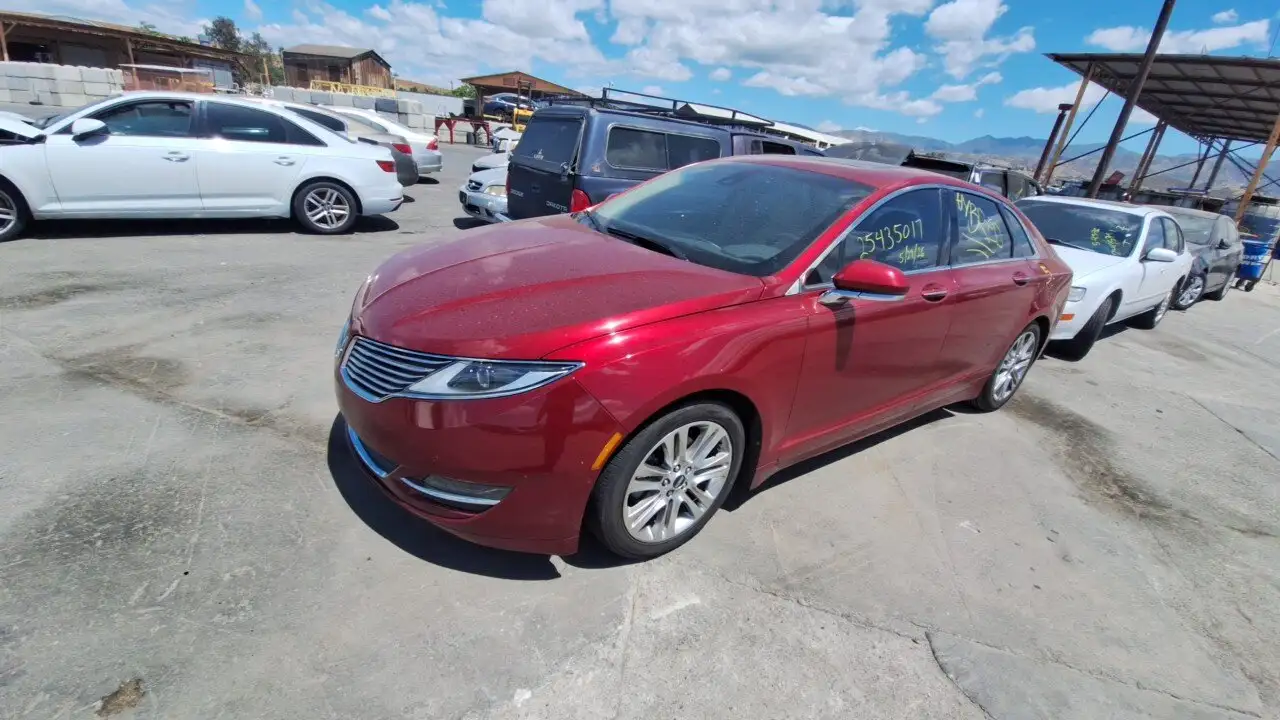 Photo of 2013 Lincoln Mkz