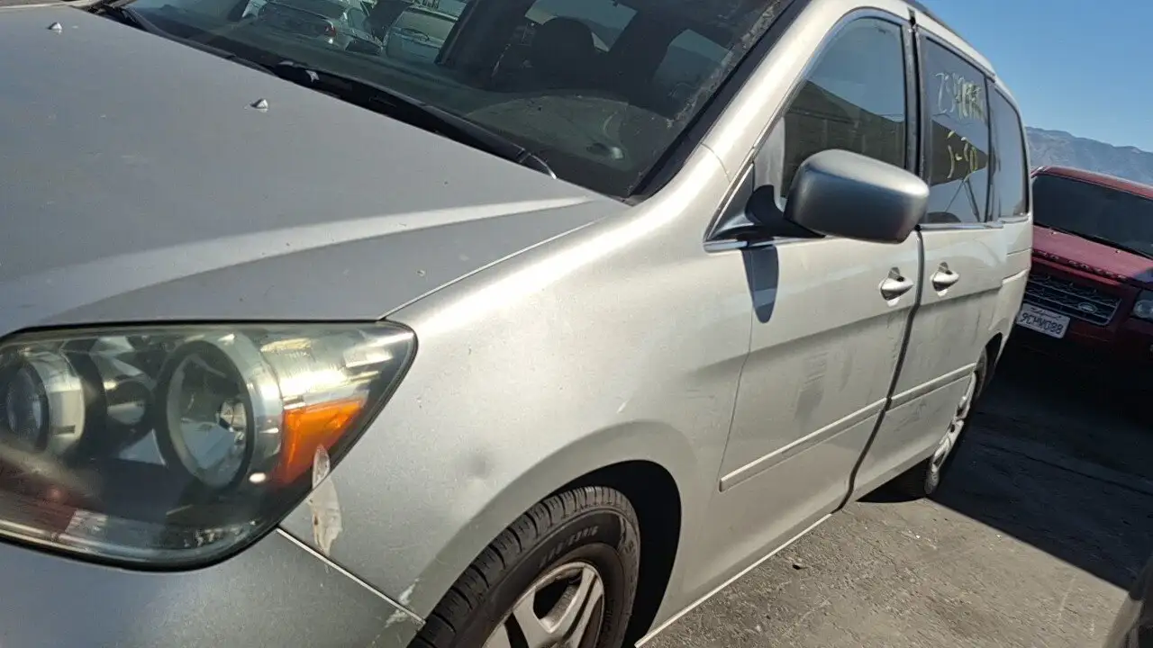 Photo of 2005 Honda Odyssey