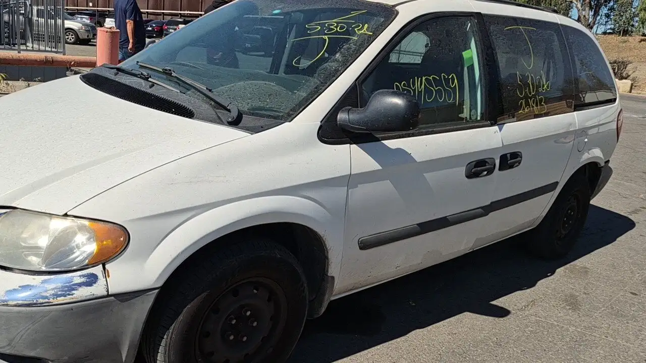 Photo of 2006 Dodge Caravan