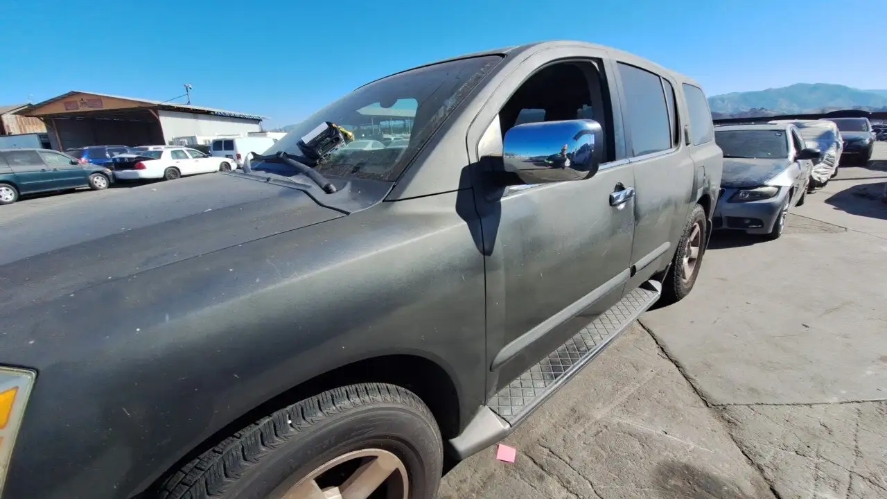 Photo of 2004 Nissan Pathfinder Armada