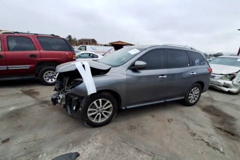 Photo of 2015 Nissan Pathfinder