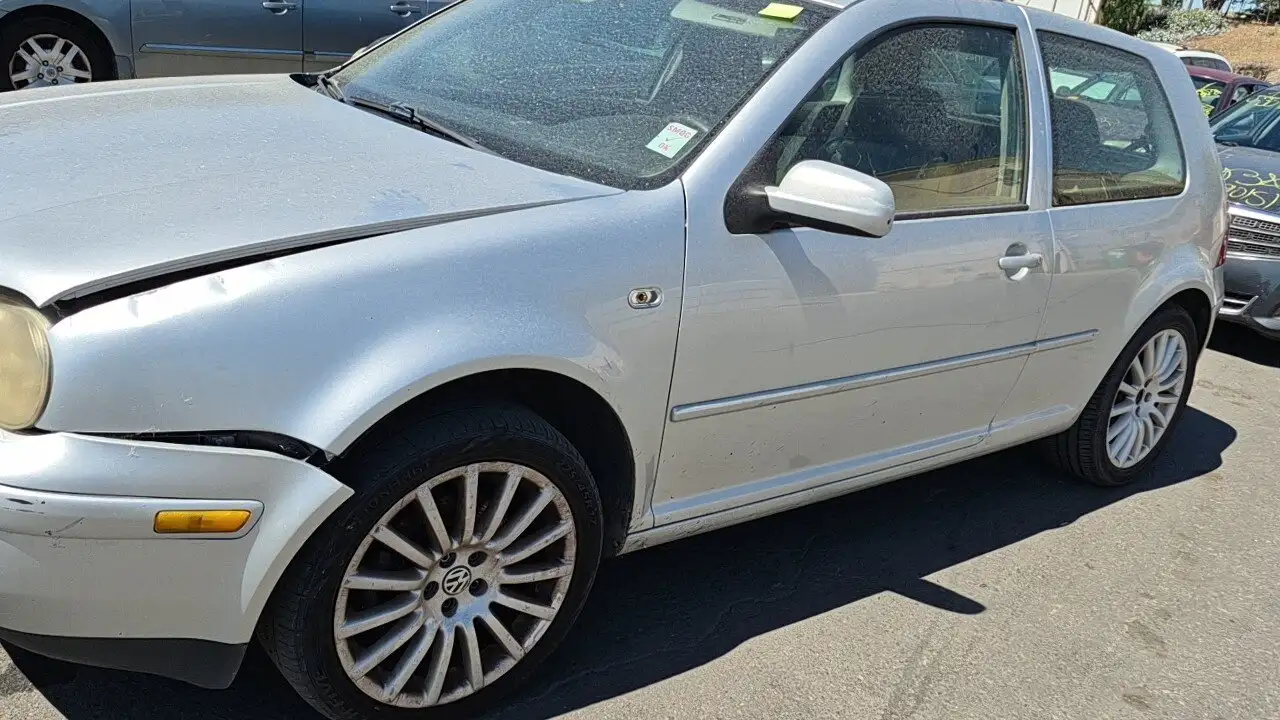 Photo of 2002 Volkswagen Golf
