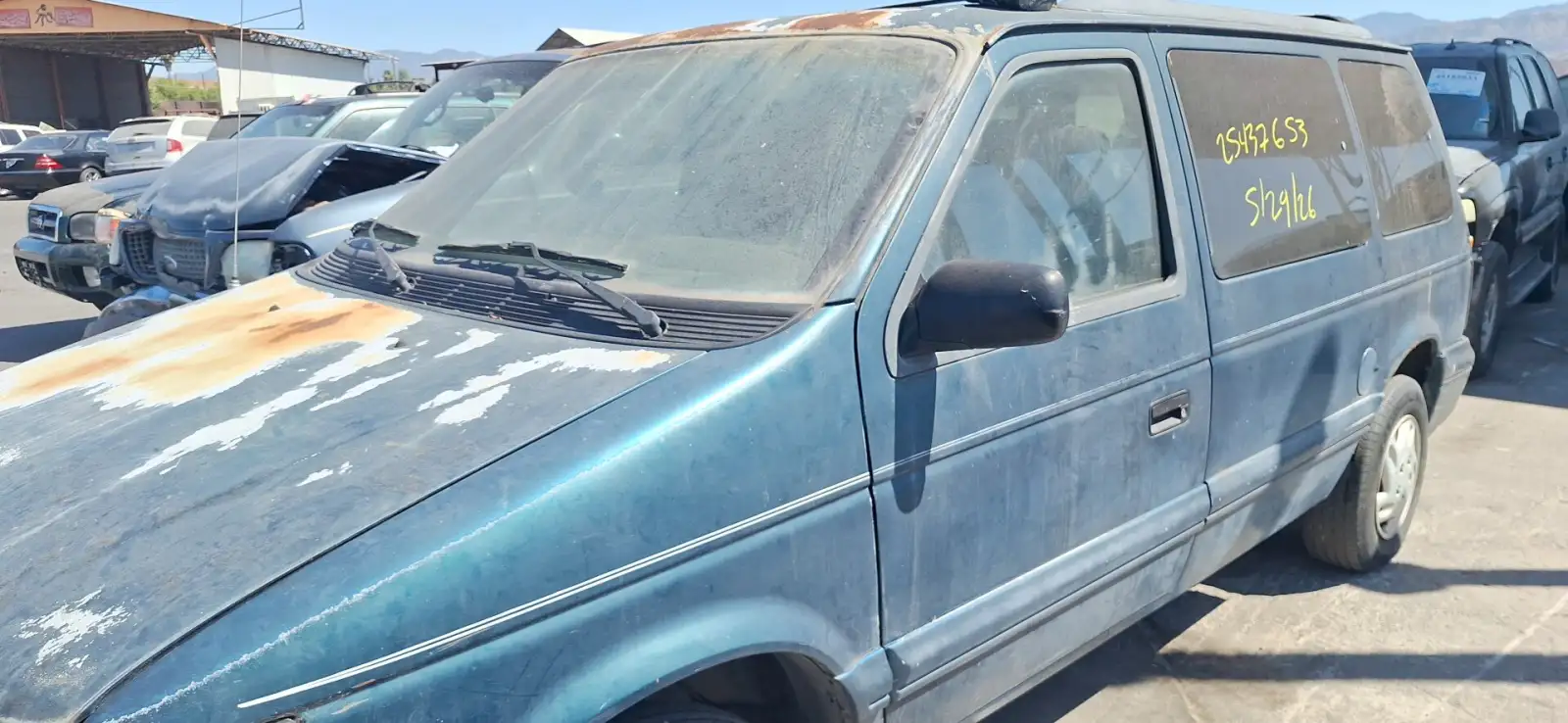 Photo of 1995 Dodge Caravan