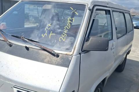 Photo of 1985 Toyota Van