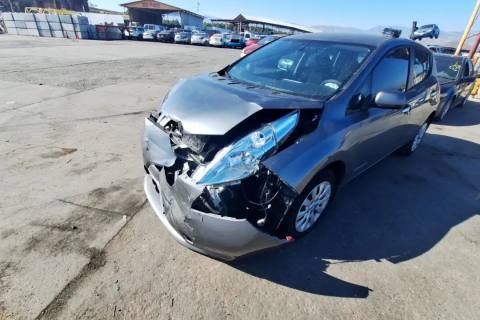 Photo of 2016 Nissan Leaf