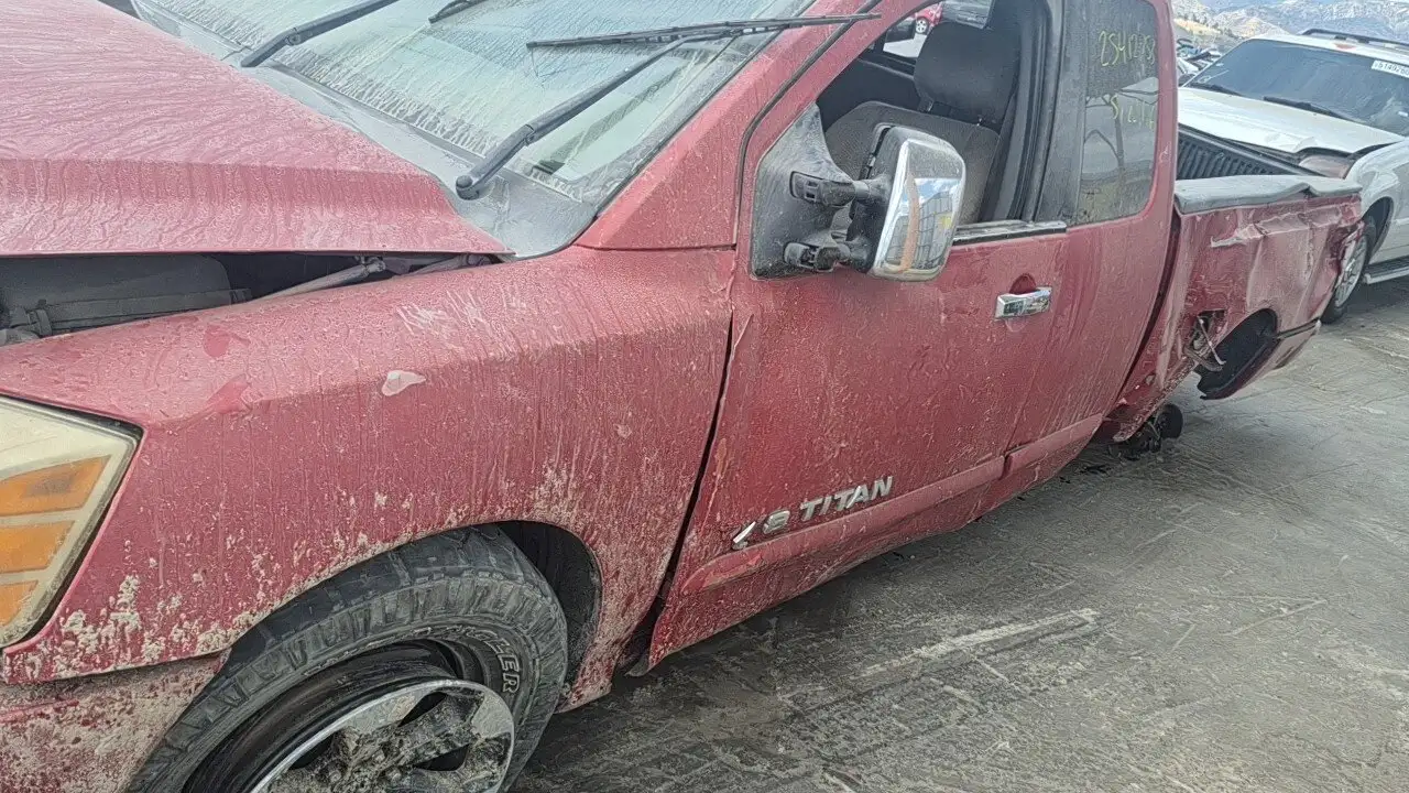 Photo of 2005 Nissan Titan