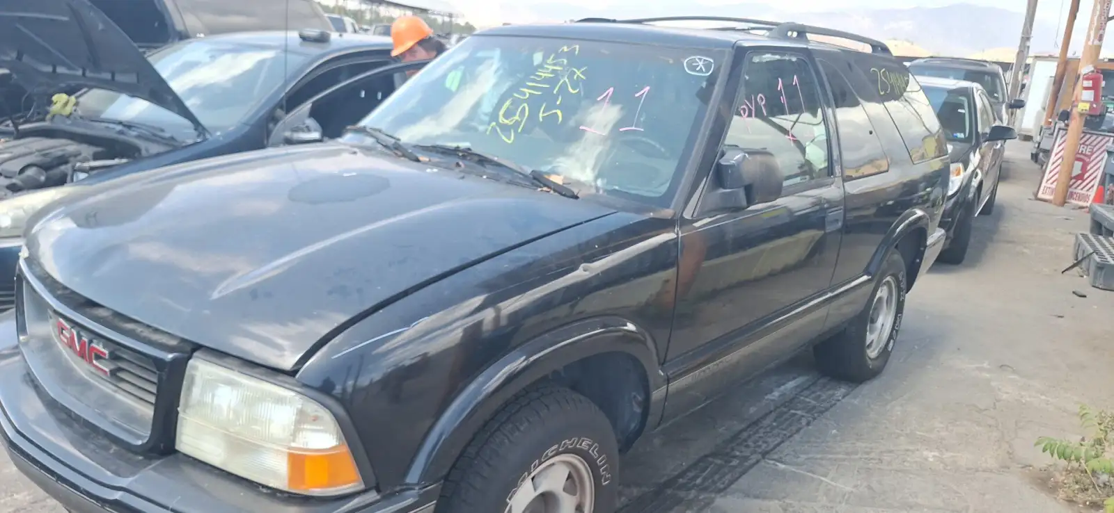 Photo of 1999 Gmc Jimmy
