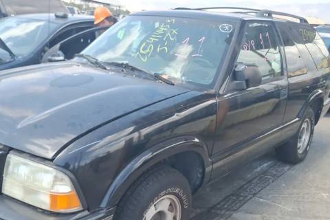 Photo of 1999 Gmc Jimmy