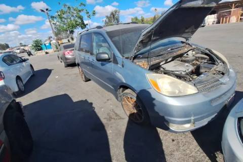 Photo of 2005 Toyota Sienna