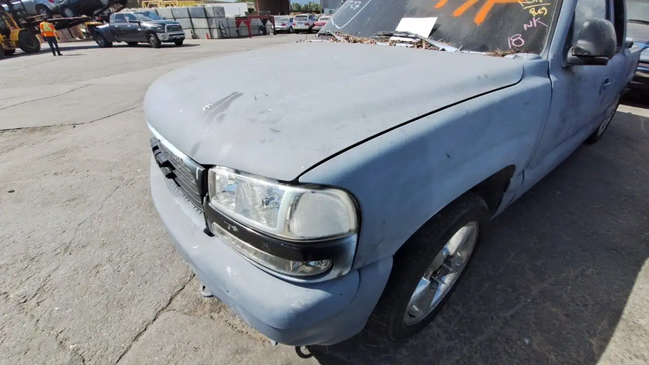 Photo of 2001 Gmc Sierra 1500