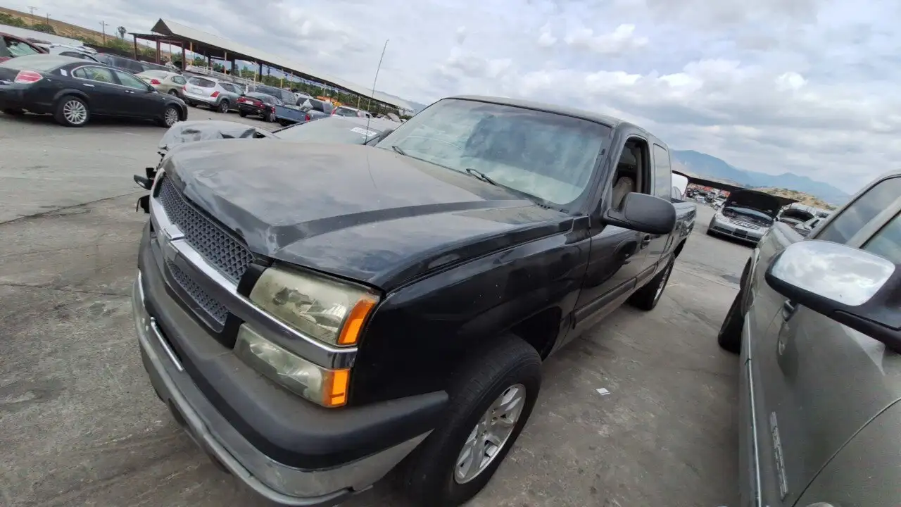 Photo of 2003 Chevrolet Silverado 1500