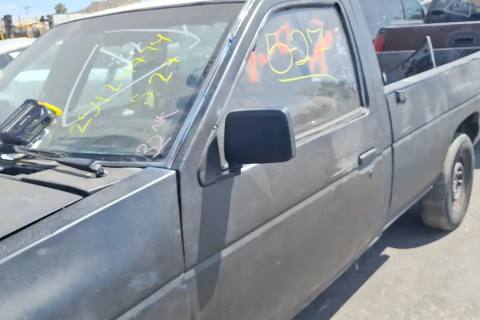 Photo of 1990 Nissan D21