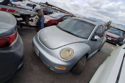 Photo of 2004 Volkswagen Beetle