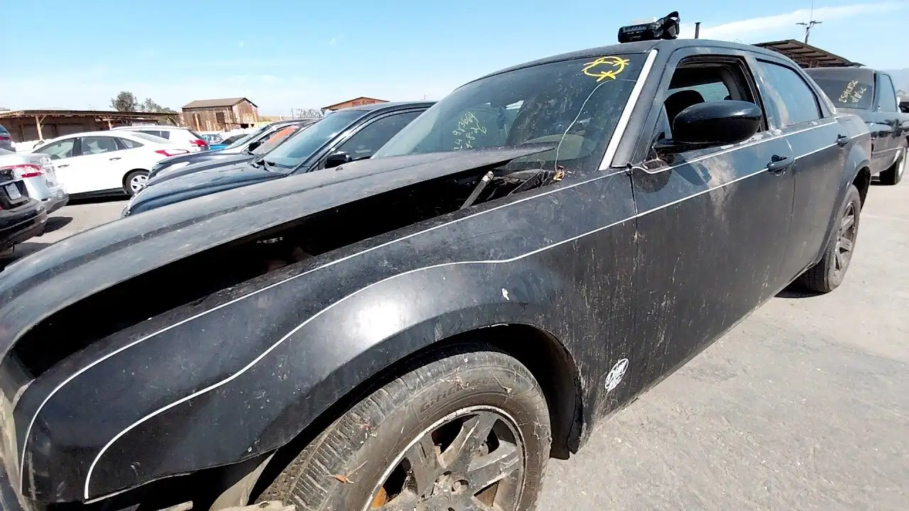 Photo of 2005 Chrysler 300