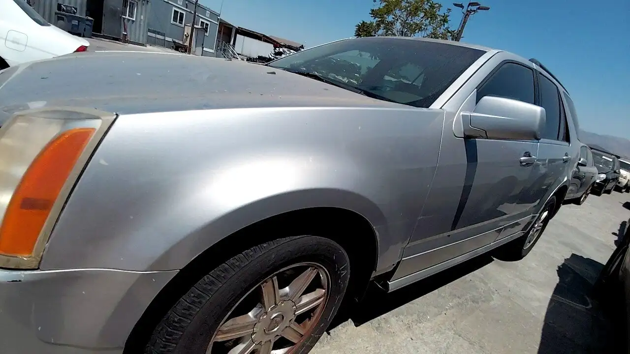 Photo of 2004 Cadillac Srx