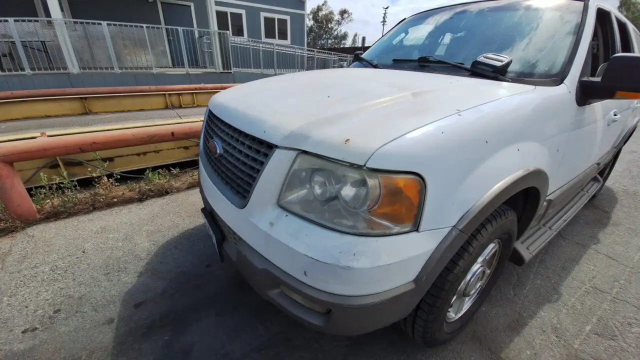 Photo of 2003 Ford Expedition
