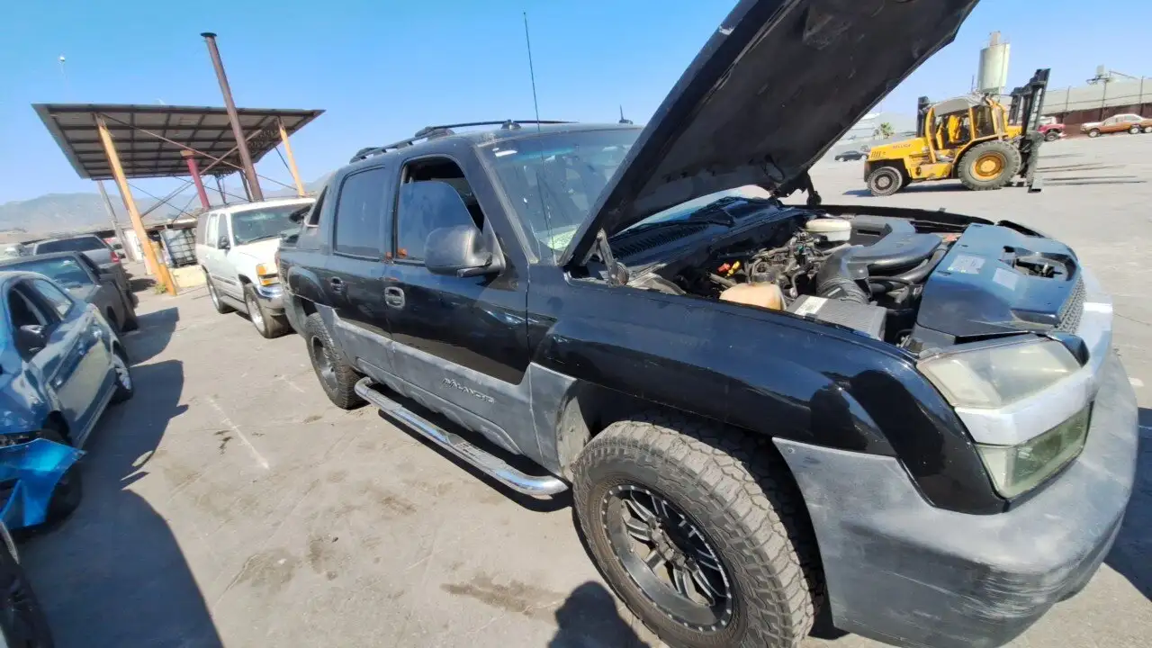 Photo of 2003 Chevrolet Avalanche 1500