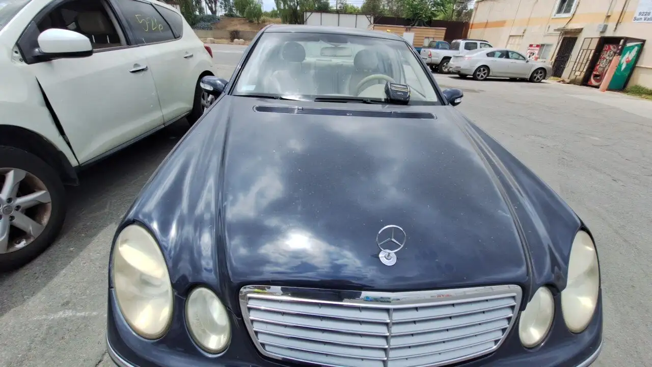 Photo of 2003 Mercedes-Benz E320