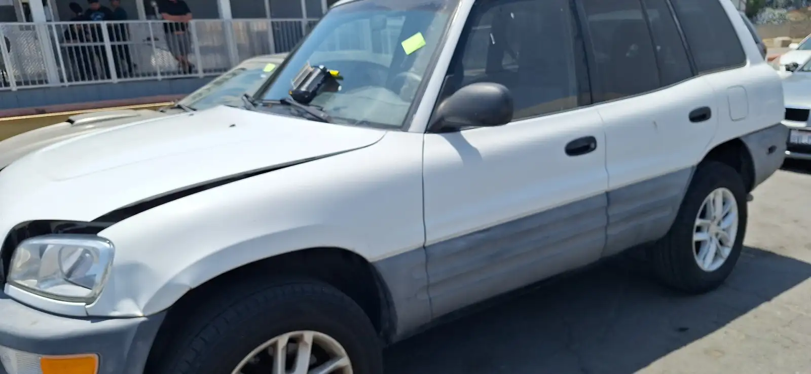 Photo of 1998 Toyota Rav4