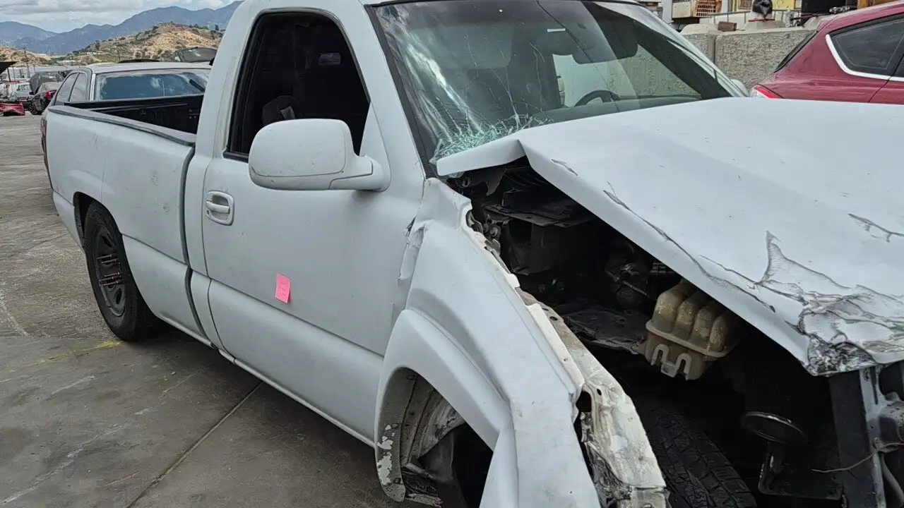 Photo of 2000 Chevrolet Silverado 1500