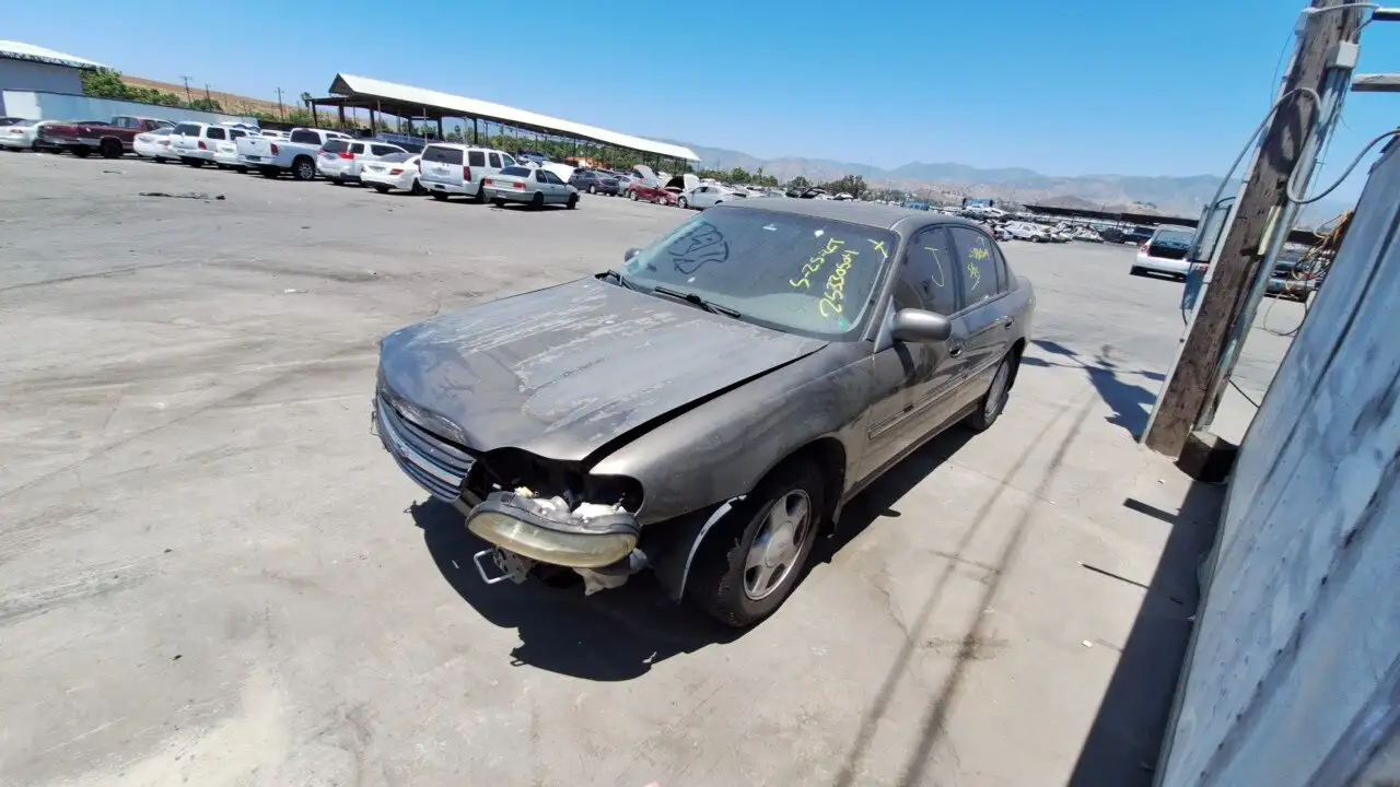 Photo of 2000 Chevrolet Malibu