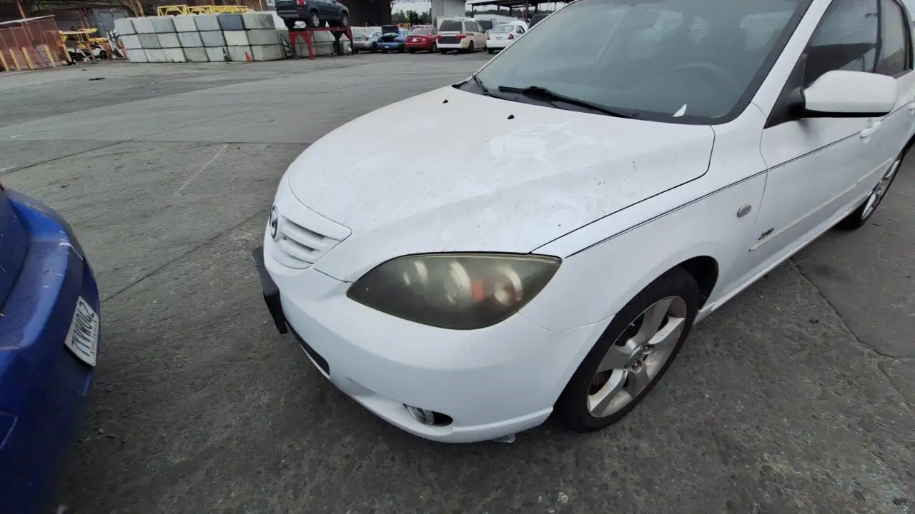 Photo of 2005 Mazda 3