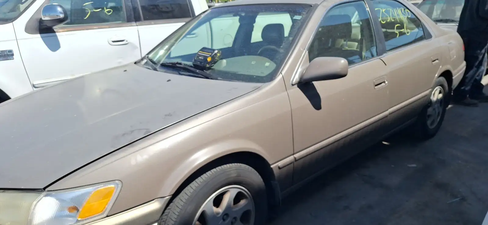 Photo of 1999 Toyota Camry