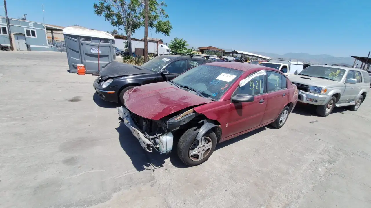 Photo of 2005 Saturn Ion