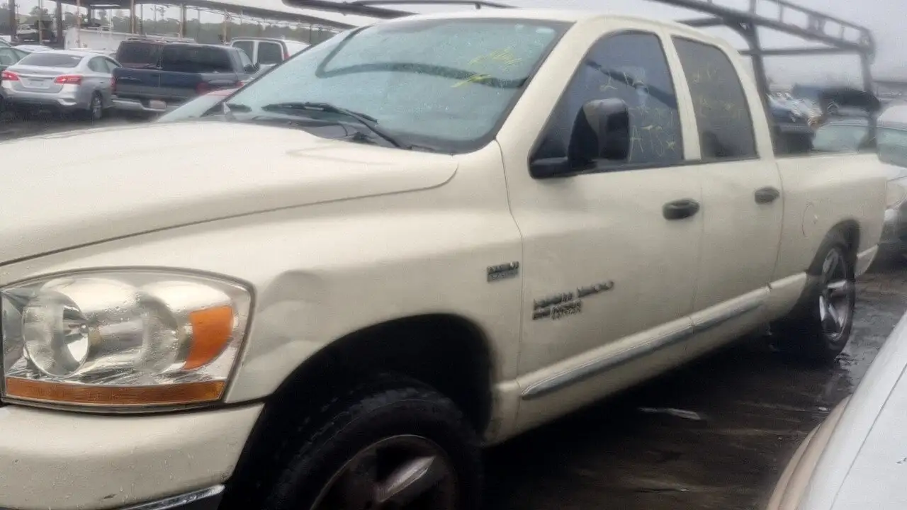 Photo of 2006 Dodge Ram 1500