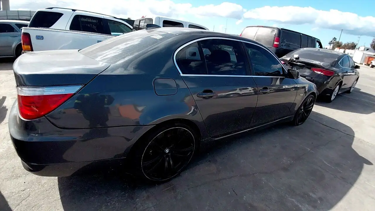 Photo of 2010 Bmw 528I