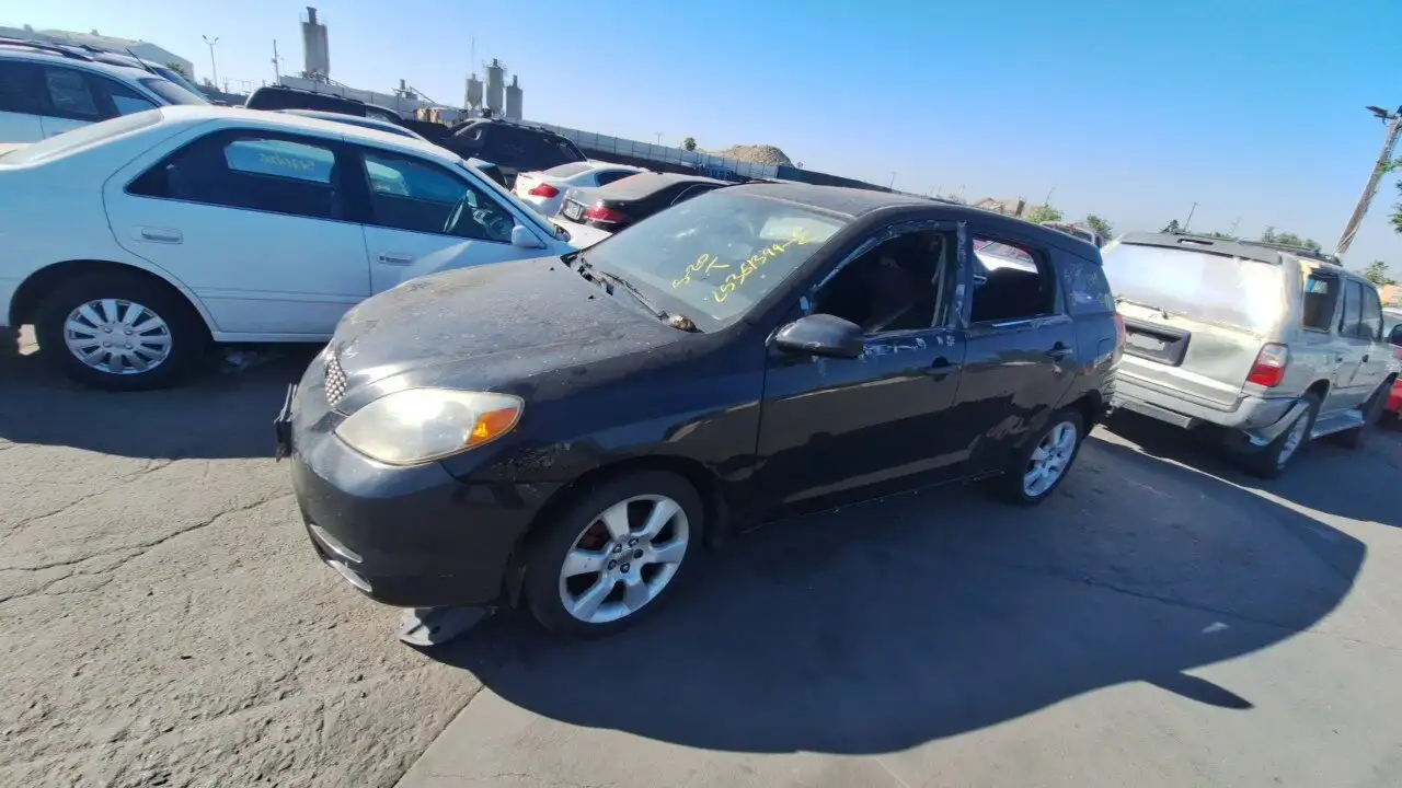 Photo of 2004 Toyota Matrix